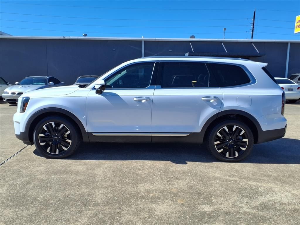 Used 2023 Glacial White Pearl Kia SX image 5