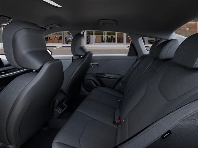 New 2026 Snow White Pearl Kia LXS image 18