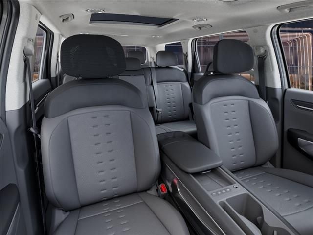 New 2026 Ivory Silver Kia Wind image 15