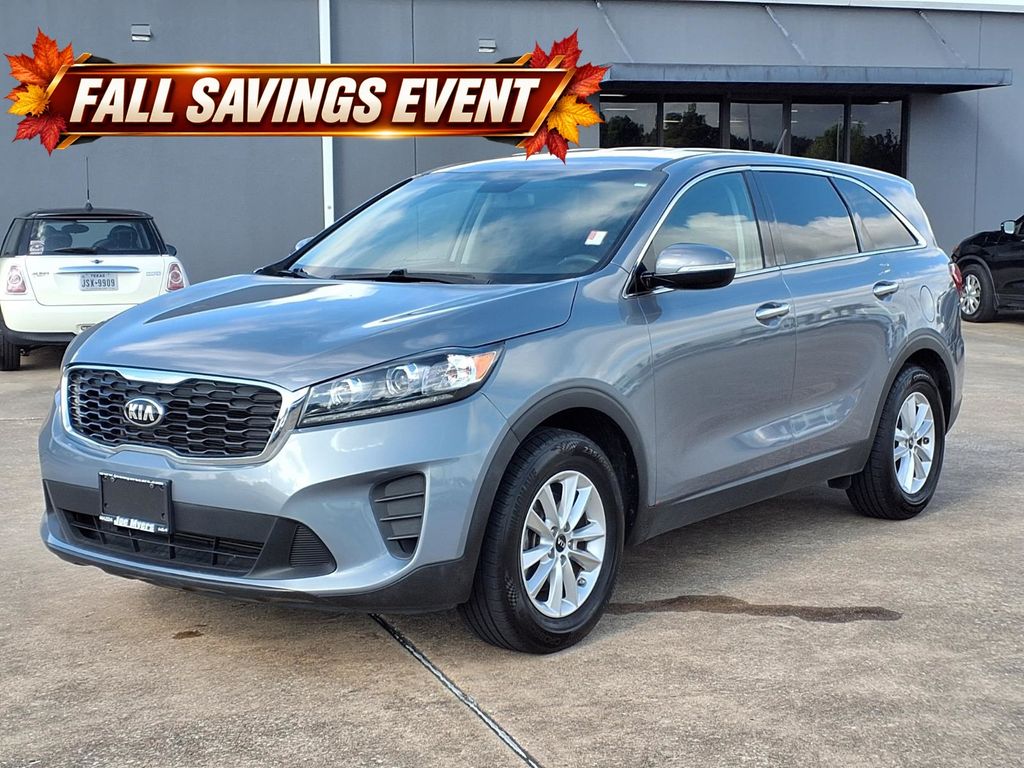 Used 2020 Everlasting Silver Kia L image 3