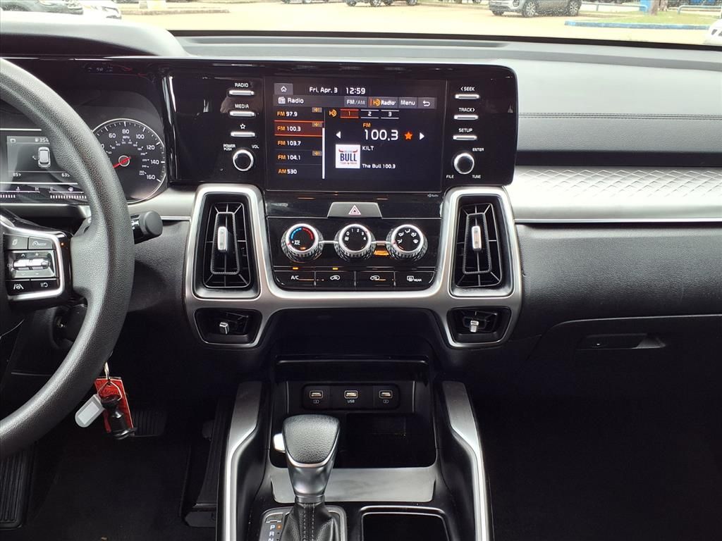 Certified Used 2022 Gravity Gray Kia LX image 18