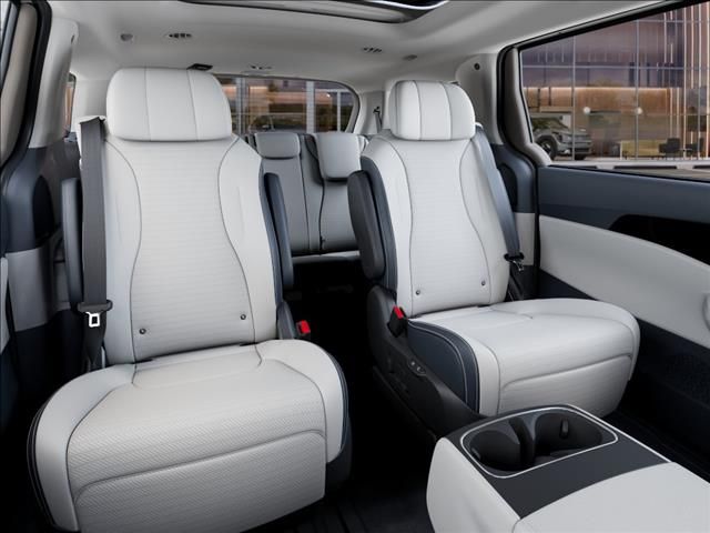 New 2026 Snow White Pearl Kia SX Prestige image 16