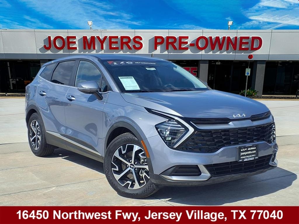 2025 Kia Sportage EX's photo