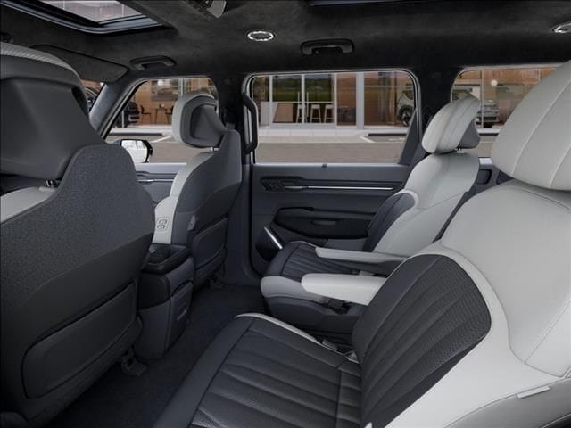 New 2026 Glacier White Pearl/Ebony Black Roof Kia GT-Line image 18