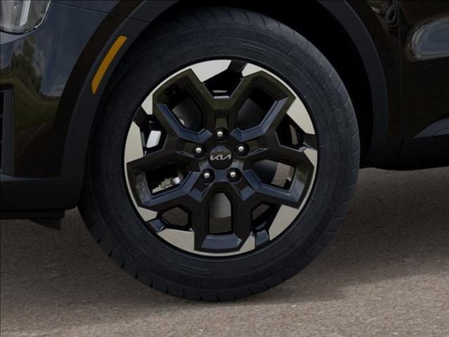 New 2026 Ebony Black Kia S image 9