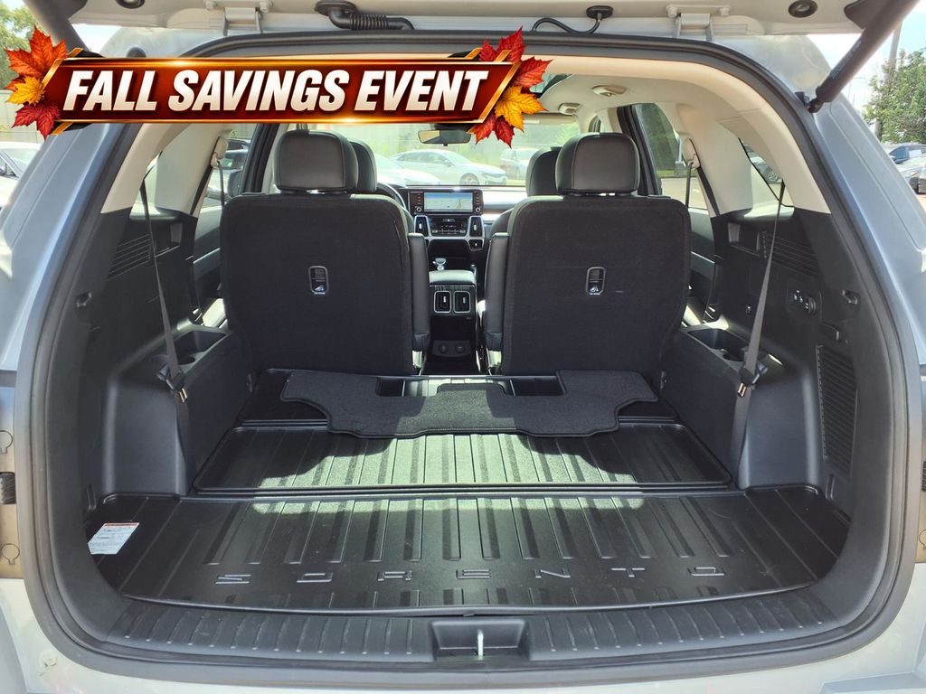 Certified Used 2022 Wolf Gray Kia EX image 13