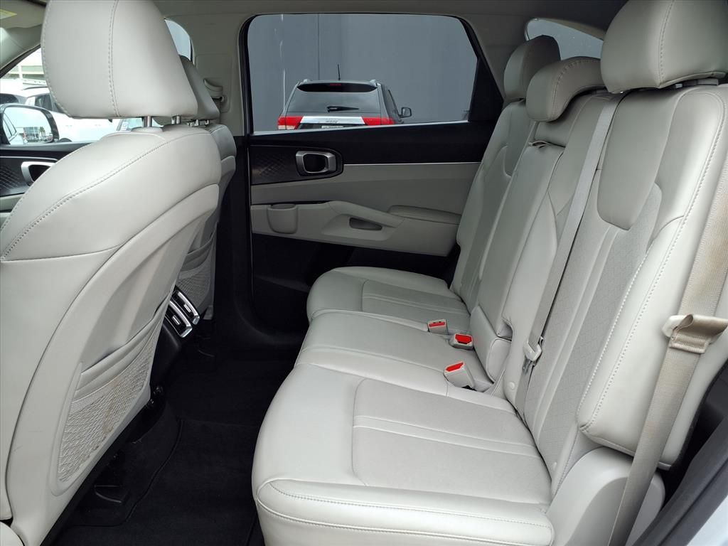 Used 2022 Sparkling Silver Kia S image 10