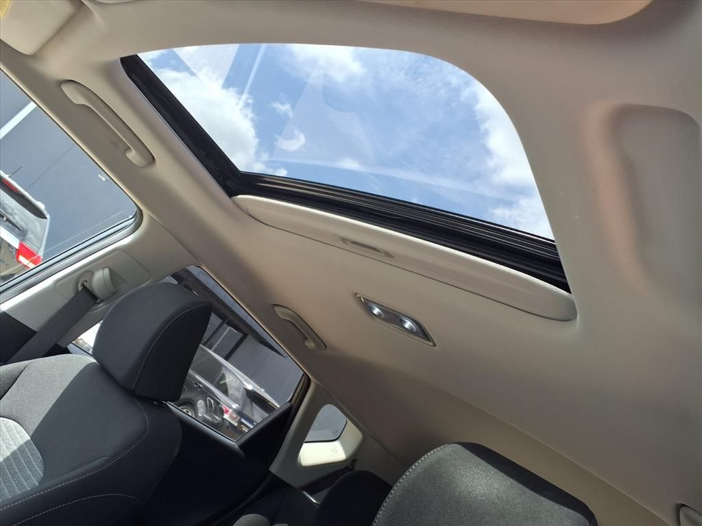 Used 2021 Gravity Gray Kia GT-Line image 8