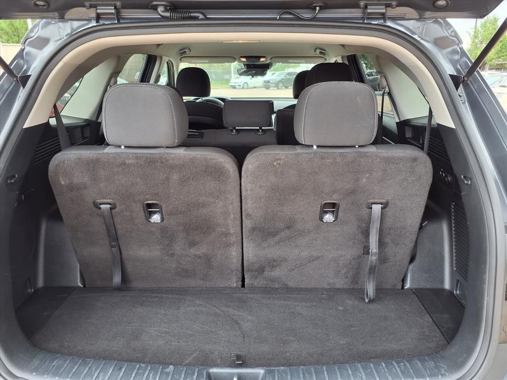 Certified Used 2022 Gravity Gray Kia LX image 14