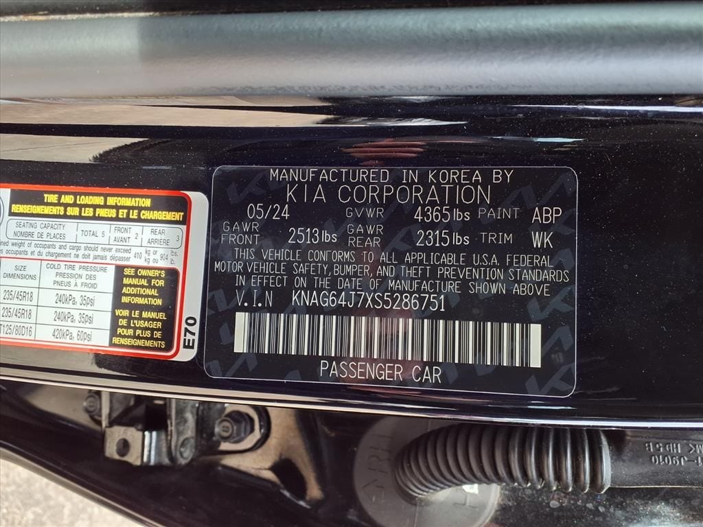 Certified Used 2025 Aurora Black Pearl Kia GT-Line image 13