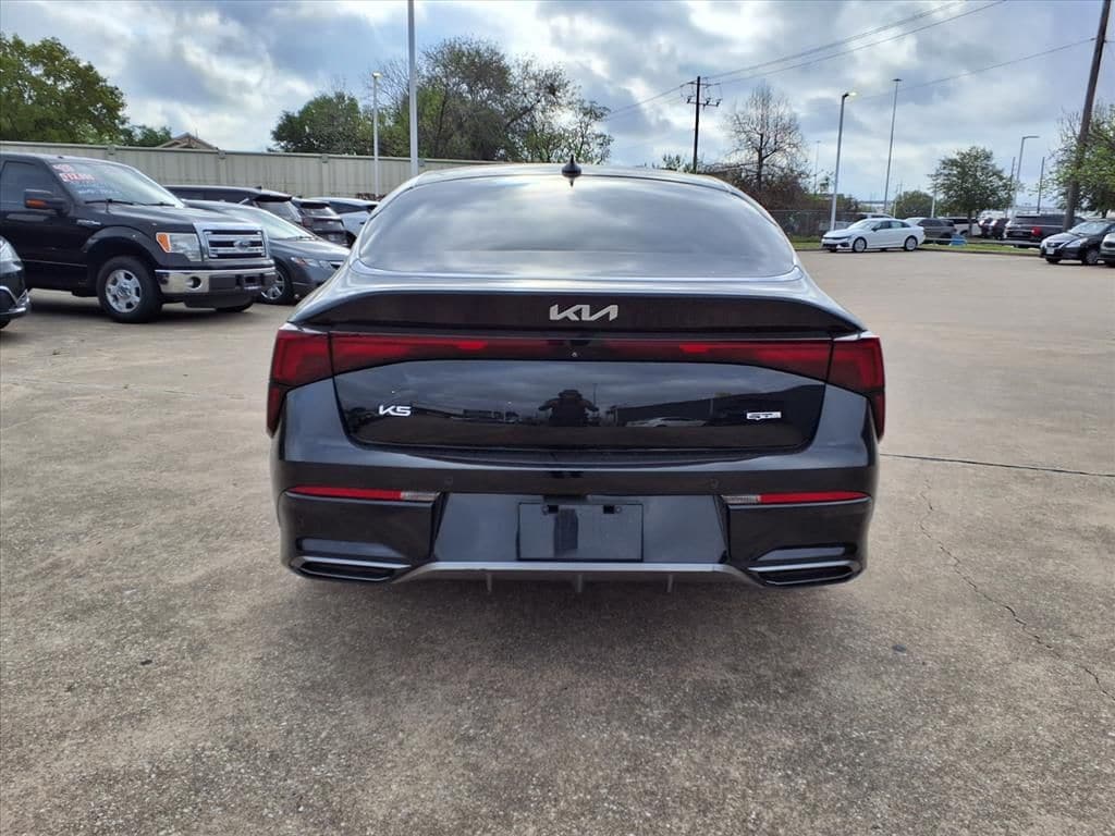 Certified Used 2025 Aurora Black Pearl Kia GT-Line image 8