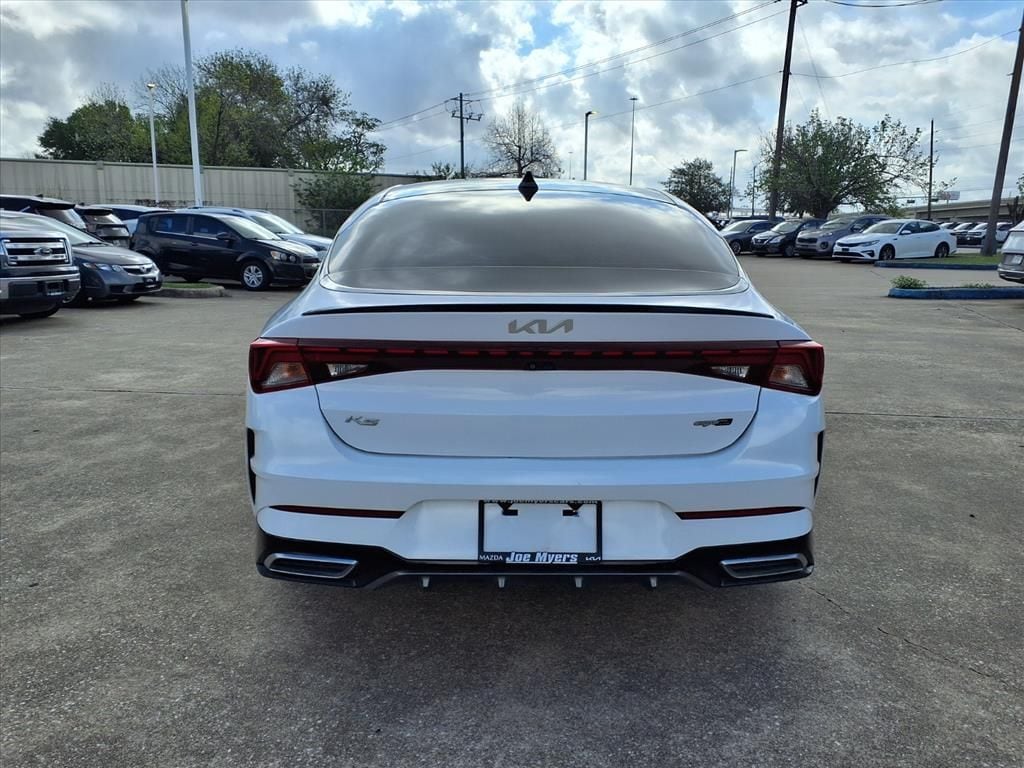 Certified Used 2022 Glacial White Pearl Kia GT-Line image 8