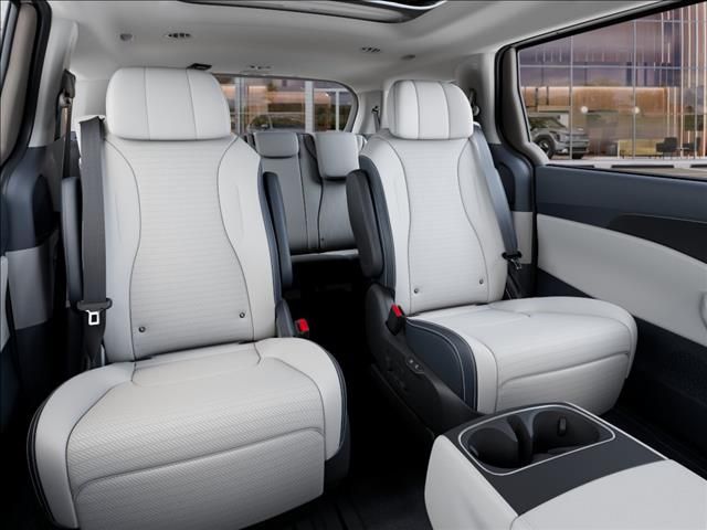 New 2027 Snow White Pearl Kia SX image 16