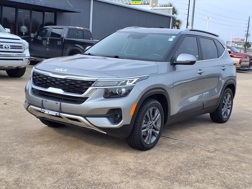 Used 2023 Kia Seltos S SUV