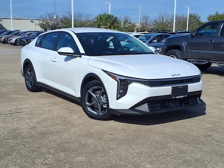 2025 Kia K4 LXS Sedan