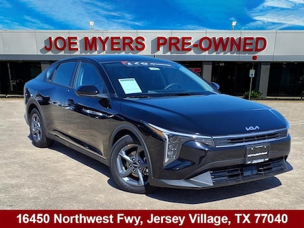 2025 Kia K4 LXS Sedan