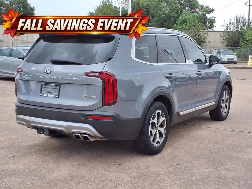 Used 2021 Everlasting Silver Kia EX image 4