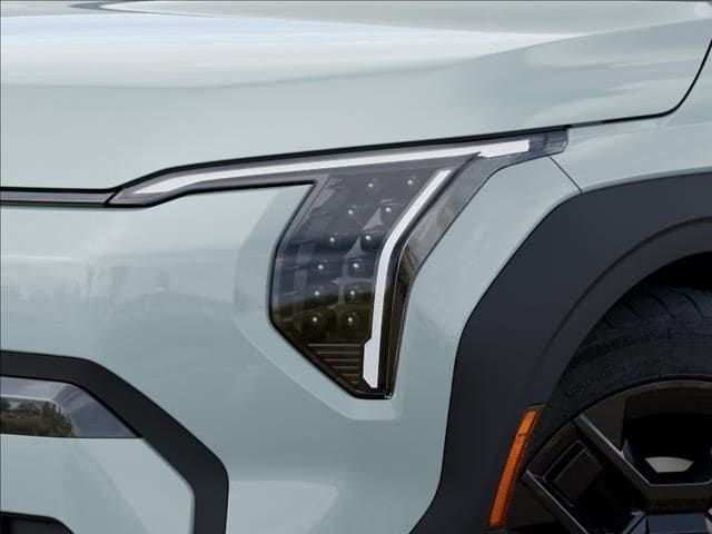 New 2027 Interstellar Gray Kia Wind image 10