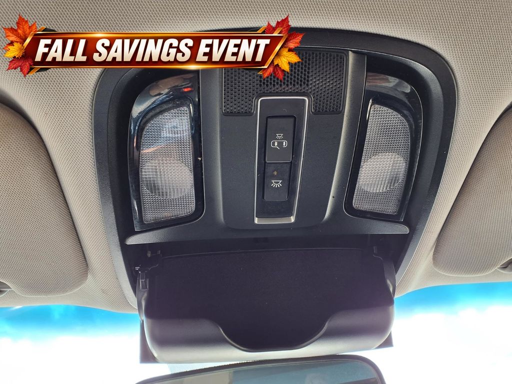 Used 2020 Everlasting Silver Kia L image 25