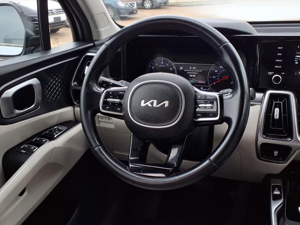 Used 2022 Sparkling Silver Kia S image 14