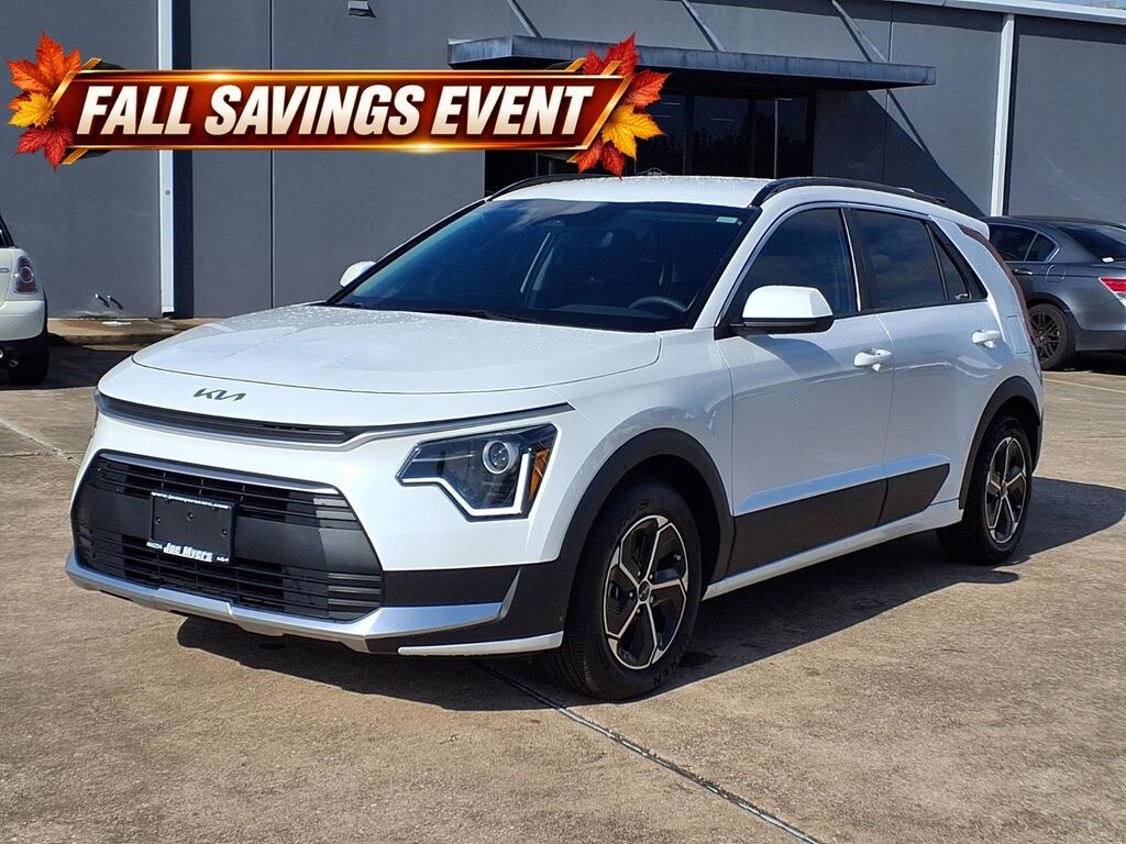 Certified 2024 Kia Niro LX SUV