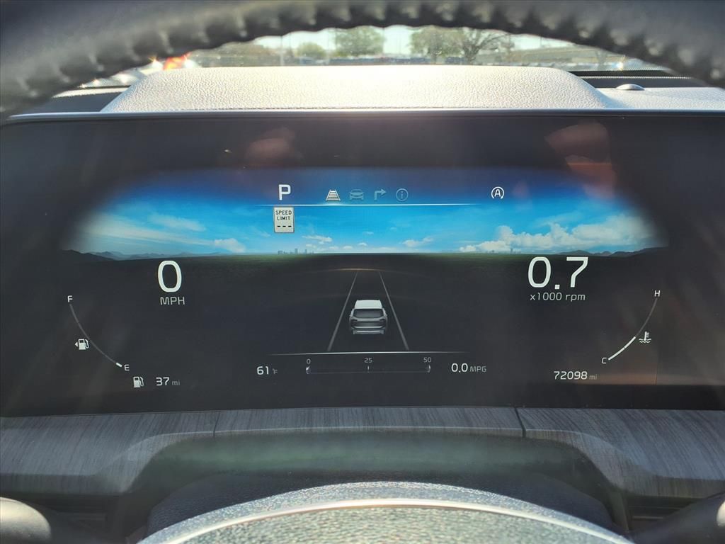 Used 2023 Glacial White Pearl Kia SX image 30