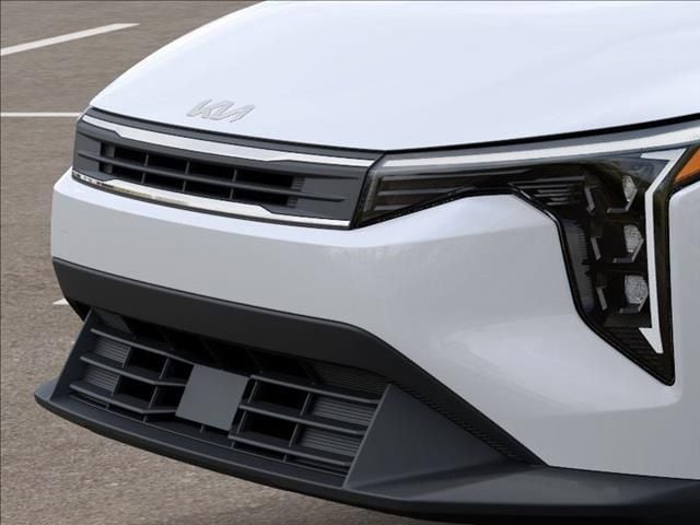 New 2026 Snow White Pearl Kia LXS image 12