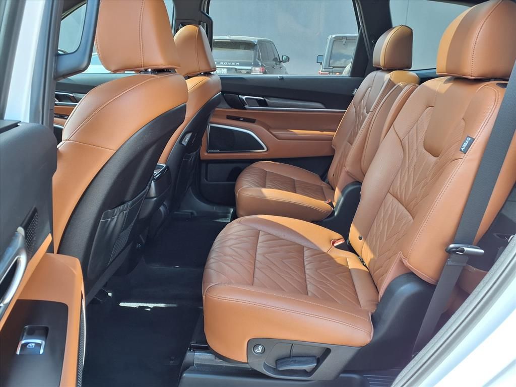 Certified Used 2024 Glacial White Pearl Kia SX X-Pro image 12