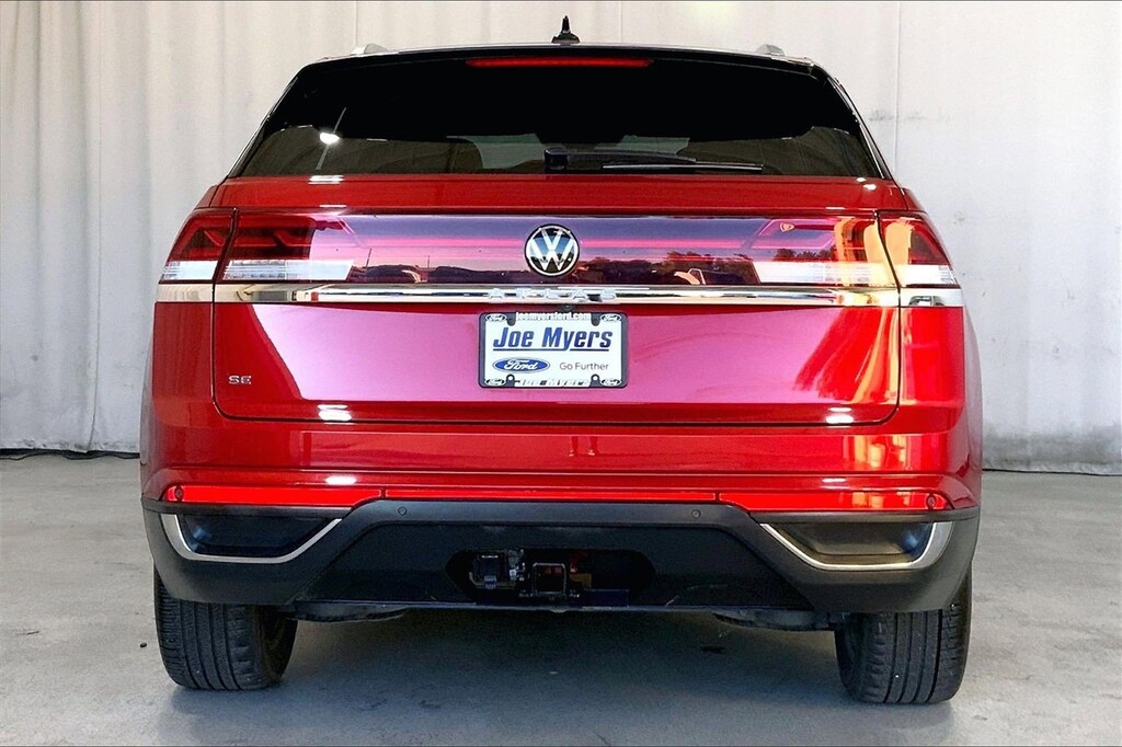 Used 2024 Volkswagen Atlas Cross Sport 2.0T SE w/Technology SUV