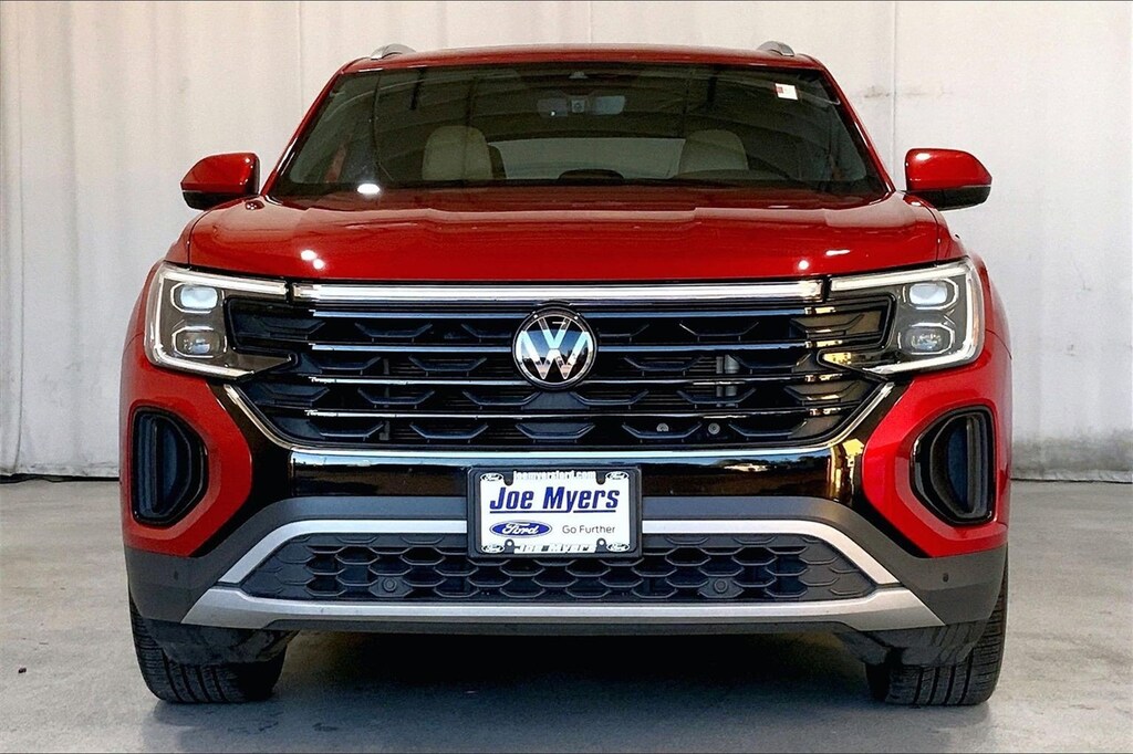 Used 2024 Volkswagen Atlas Cross Sport 2.0T SE w/Technology SUV