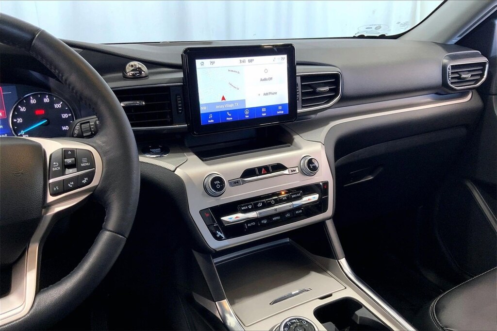 Used 2022 Ford Explorer XLT SUV