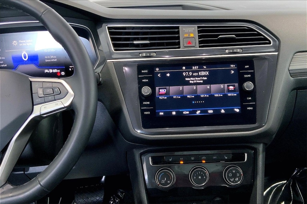 Used 2024 Volkswagen Tiguan 2.0T SE SUV