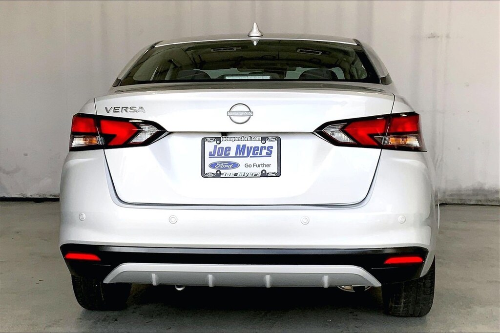 Used 2023 Nissan Versa 1.6 SV Sedan