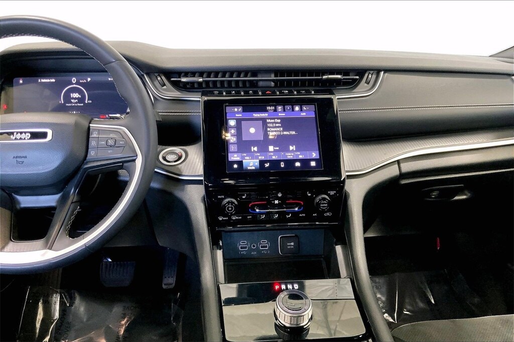 Used 2023 Jeep Grand Cherokee L Altitude SUV