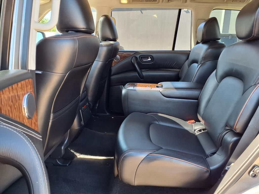 Used 2020 Gun Metallic Nissan SL image 12