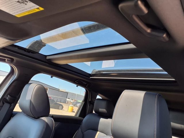 New 2026 Jet Black Mica Mazda 3.3 Turbo S Premium AWD image 4