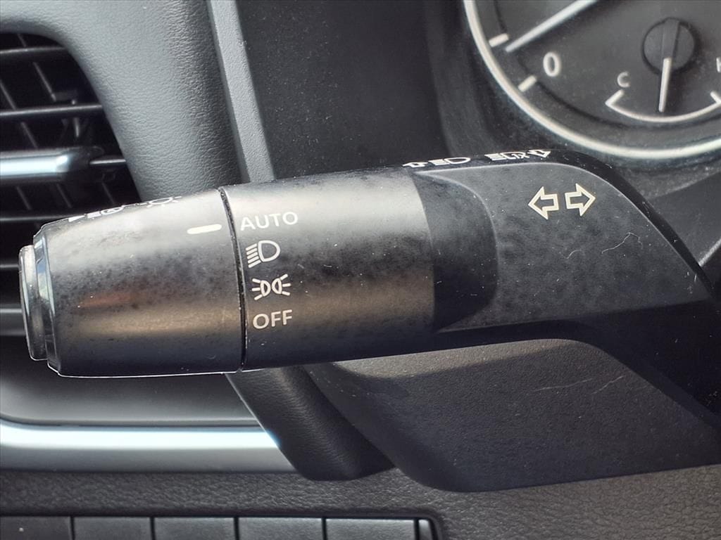 Used 2021 Gun Metallic Nissan S image 14