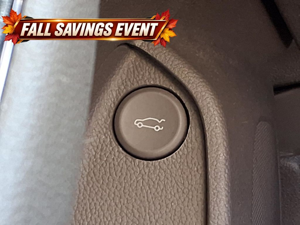 Used 2017 Summit White Chevrolet LS image 23