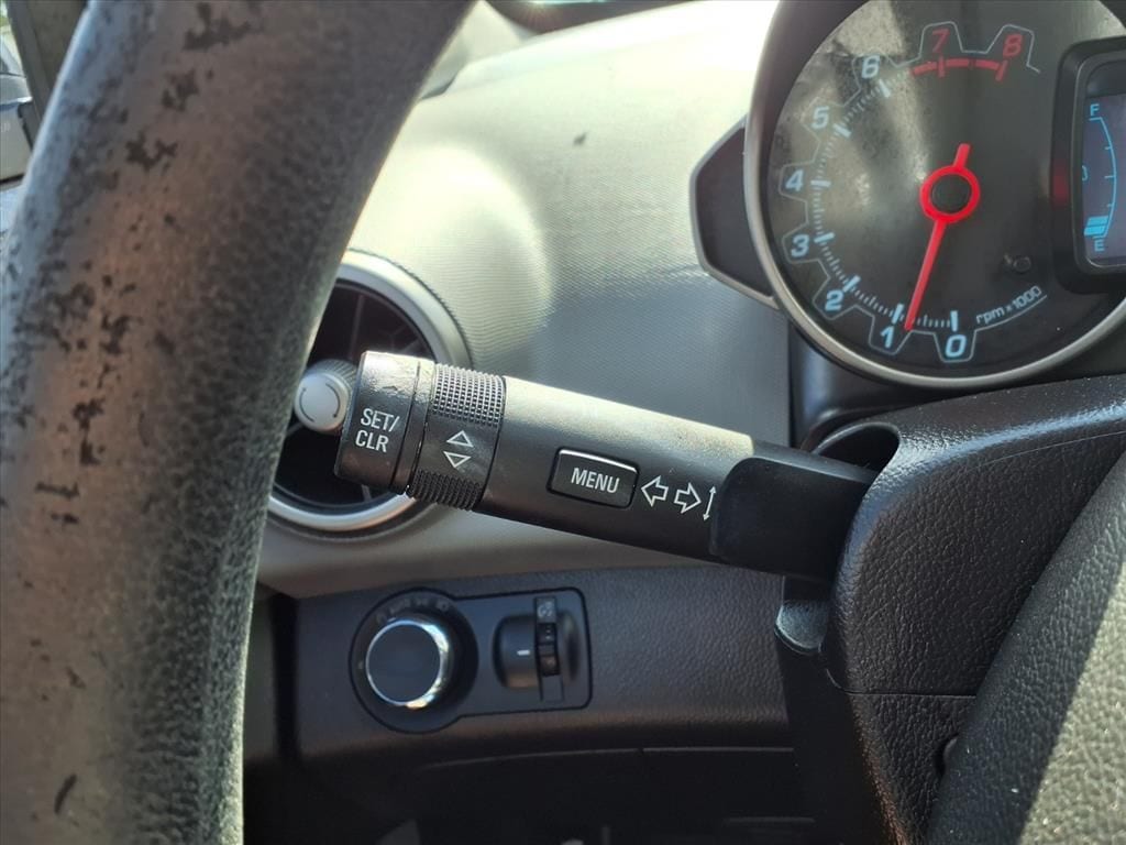 Used 2015 Black Granite Metallic Chevrolet LT image 21