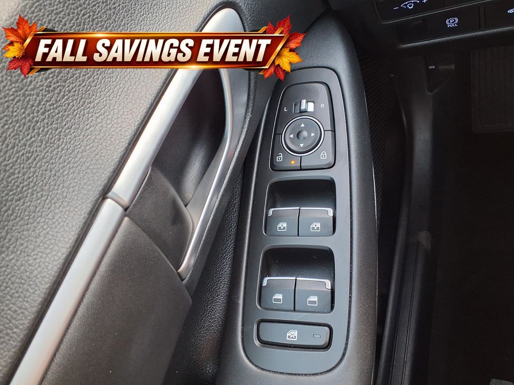 Used 2025 Portofino Gray Hyundai SEL image 25
