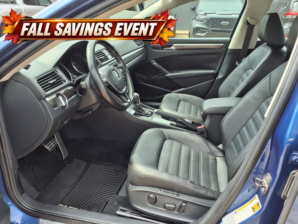 Used 2017 Blue Metallic Volkswagen SEL Premium image 11