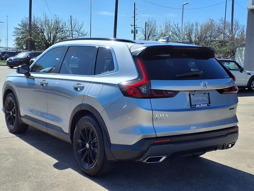 Used 2023  Honda Sport image 2