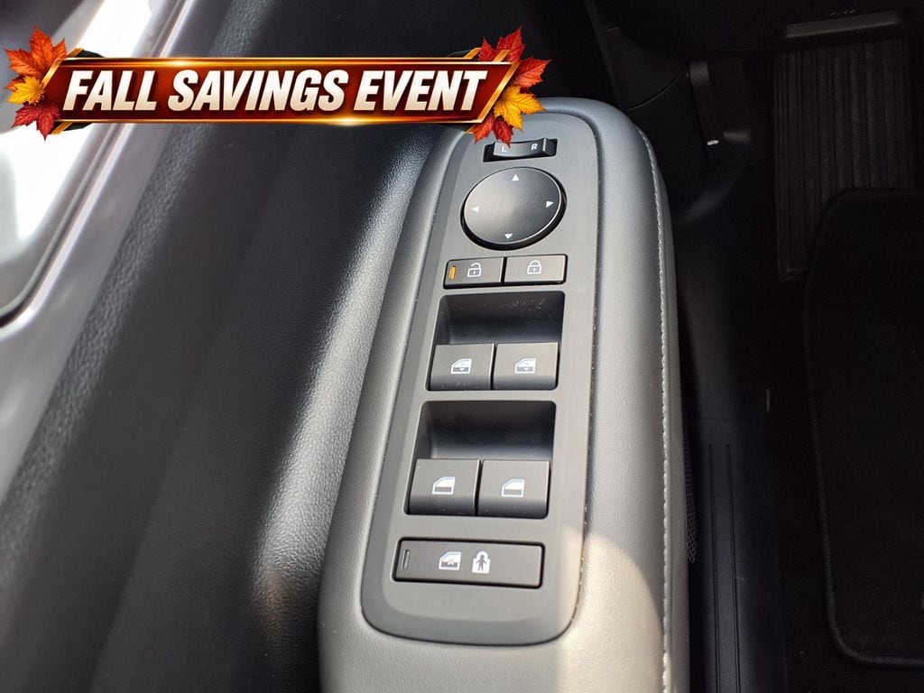 Used 2026 Shimmering Silver Pearl Hyundai SEL image 24