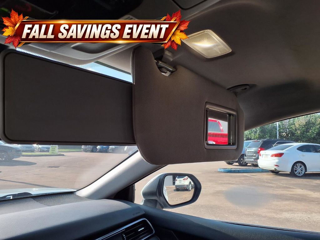 Used 2024 Ice Toyota SE image 27