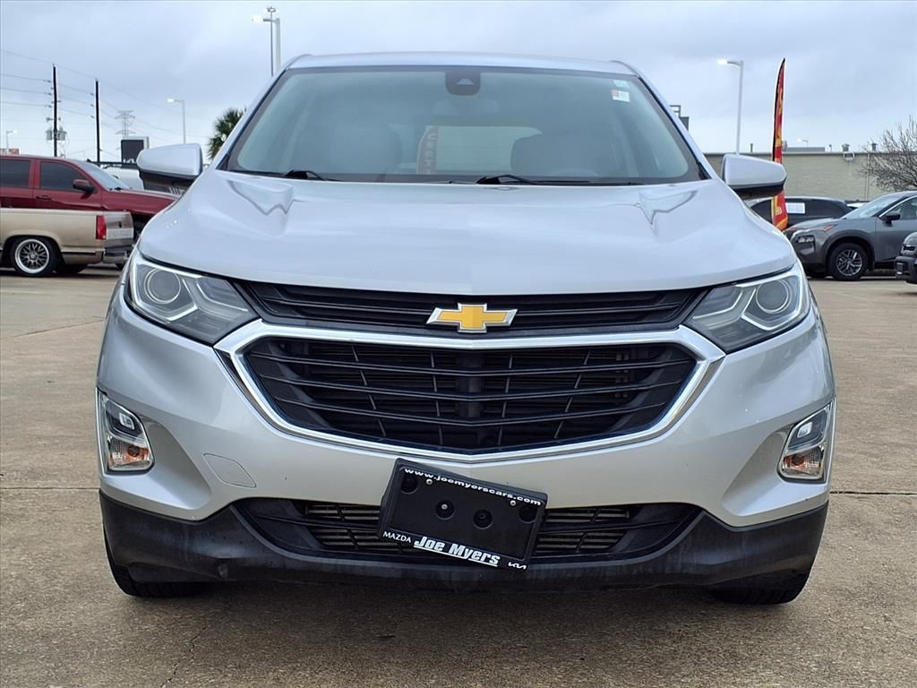 Used 2020 Silver Ice Metallic Chevrolet LT image 3