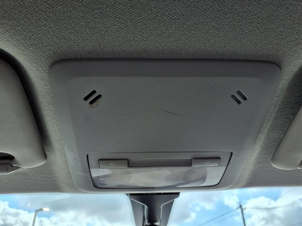 Used 2015 Black Granite Metallic Chevrolet LT image 25