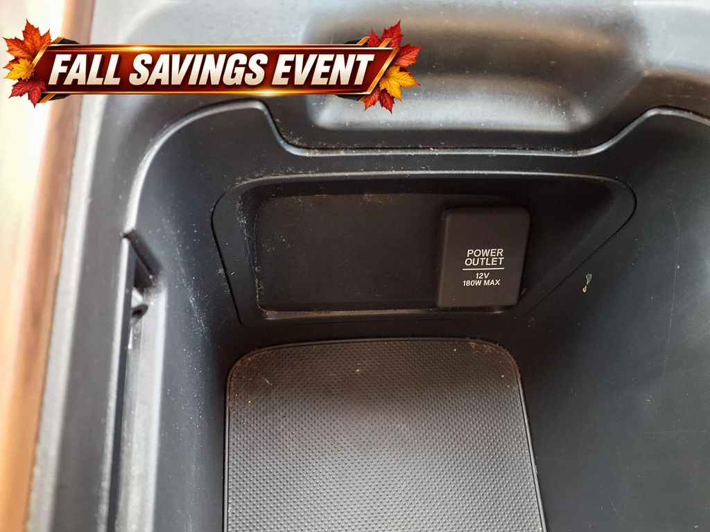 Used 2022 Platinum White Pearl Honda Touring image 25