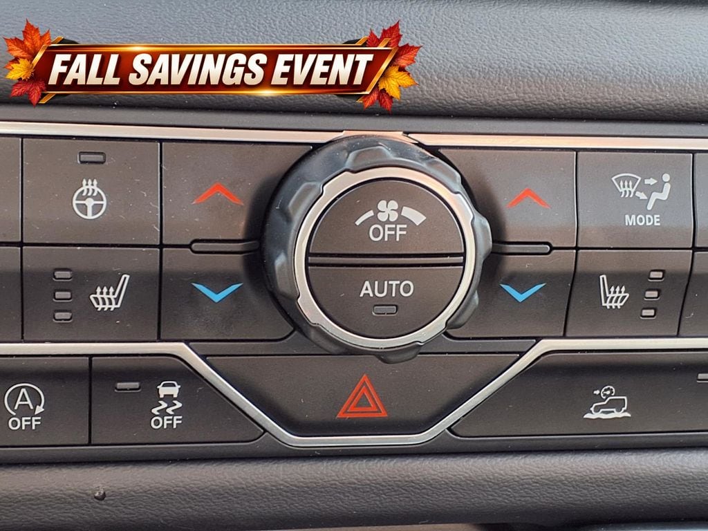Used 2025 Black Clearcoat Jeep Sahara image 15