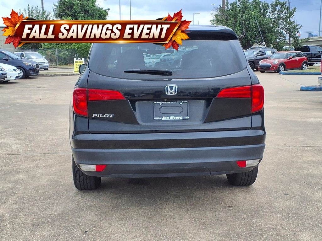 Used 2018 Black Honda LX image 8