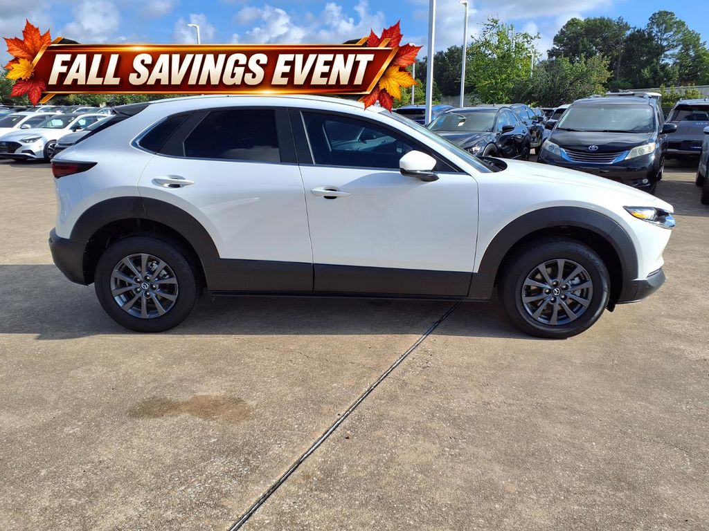 Used 2025 Snowflake White Pearl Mica Mazda 2.5 S image 6